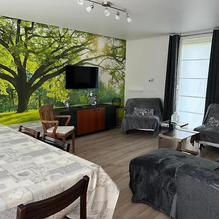 Blue Bruxelles Sud Holiday home *